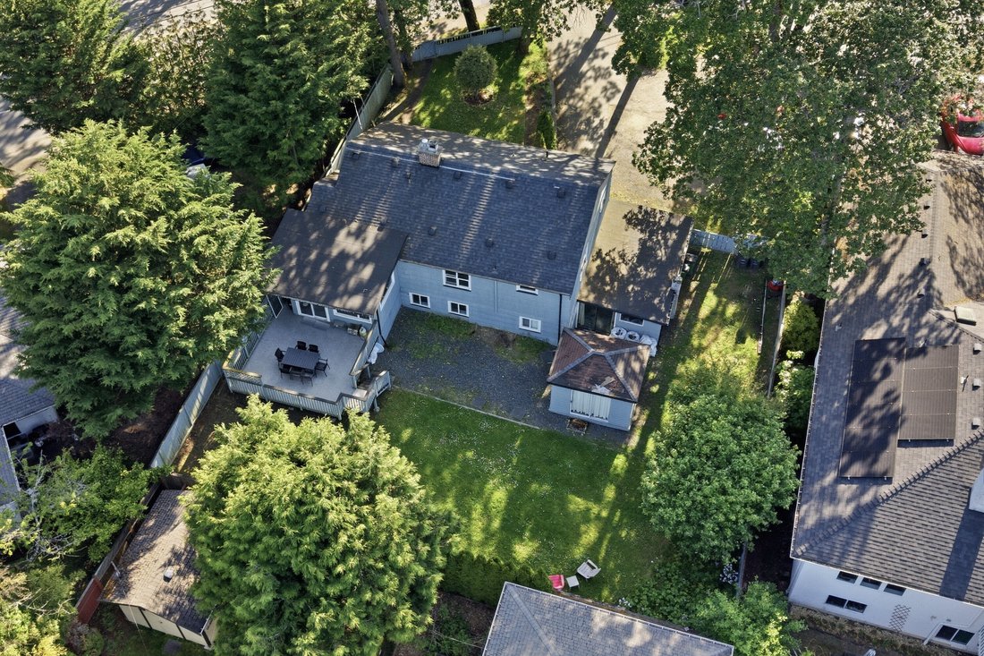 House in Saanich, British Columbia, Canada 1 - 18003008