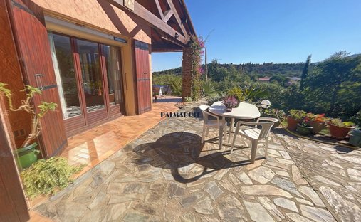 Villa in Montesquieu-des-Alberes, Occitania, France 1