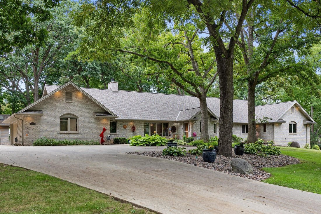 Casa en Wauwatosa, Wisconsin, Estados Unidos 1 - 18895454