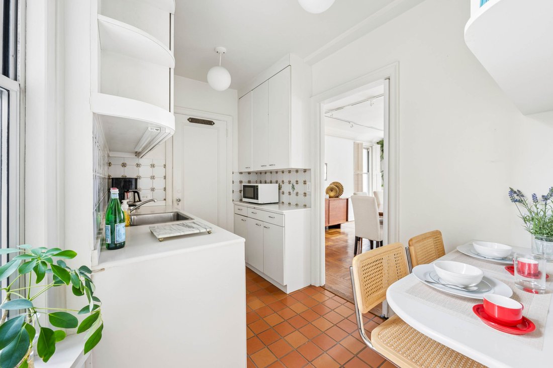 Co Op in New York, New York, United States 5 - 17066572