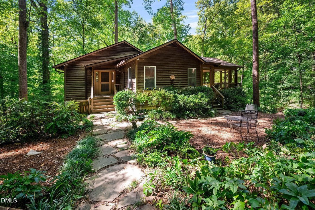 Casa en Chapel Hill, Carolina del Norte, Estados Unidos 4 - 18895822