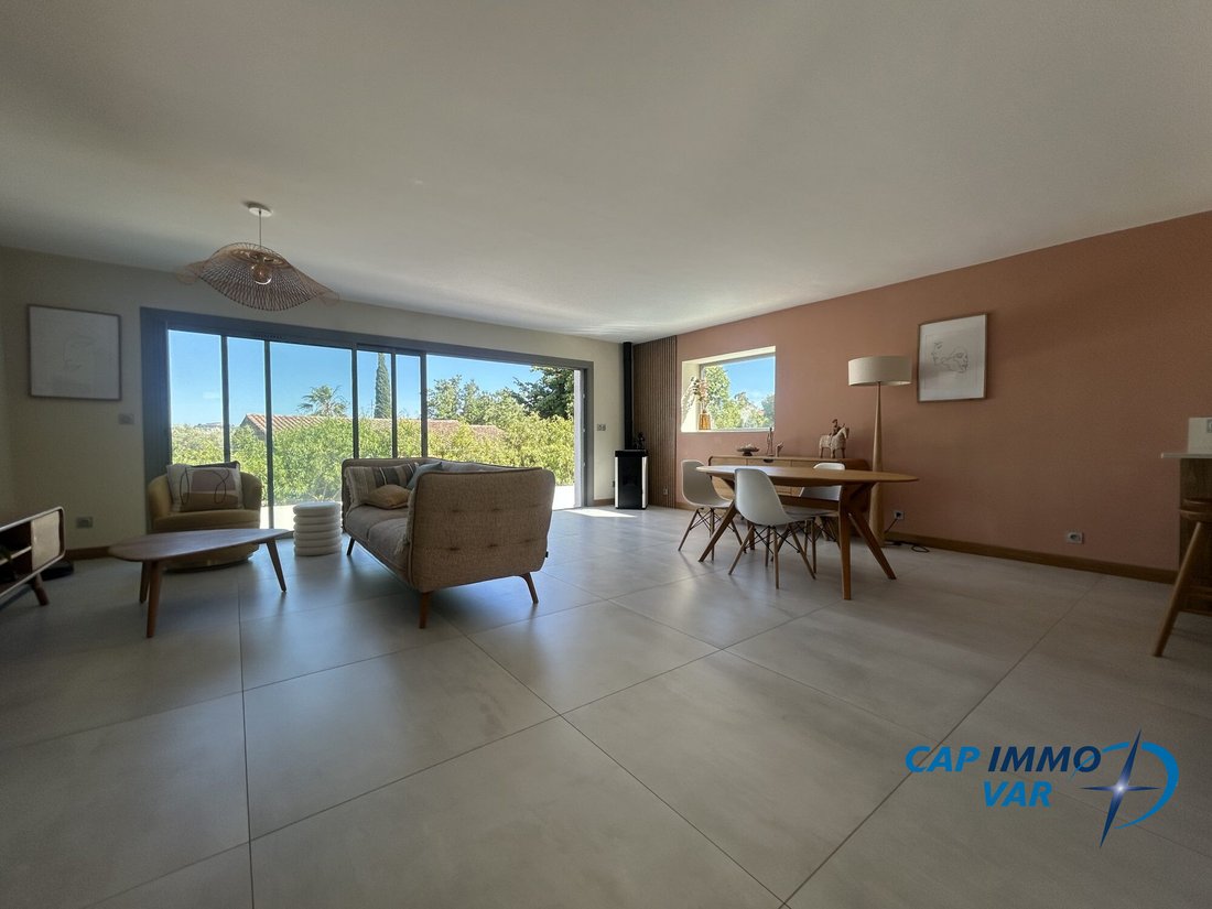 Villa in Sanary-sur-Mer, Provence-Alpes-Côte d'Azur, France 4 - 18902578
