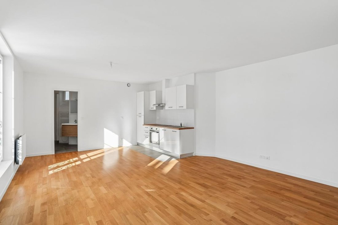 Apartment in Elysées-Madeleine, Paris 8e Arrondissement, Paris 3 - 18901077