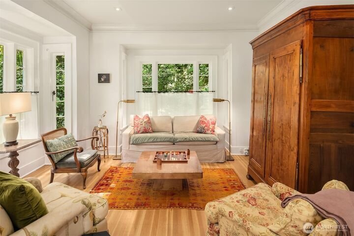 House in Seattle, Washington, United States 5 - 18902694