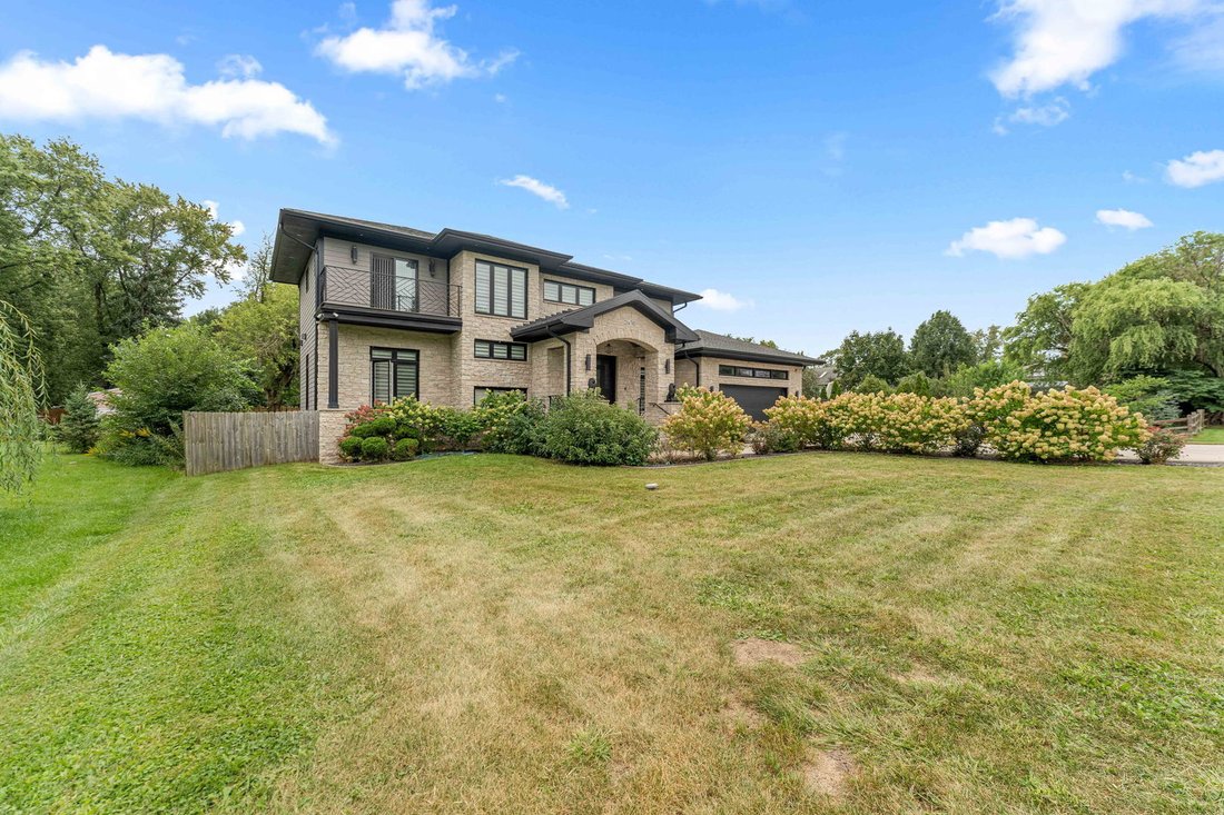 House in Bloomingdale, Illinois, United States 2 - 18896593