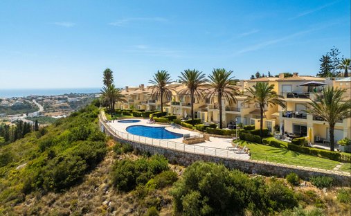 Townhouse in Olhos de Agua, Algarve, Portugal 1