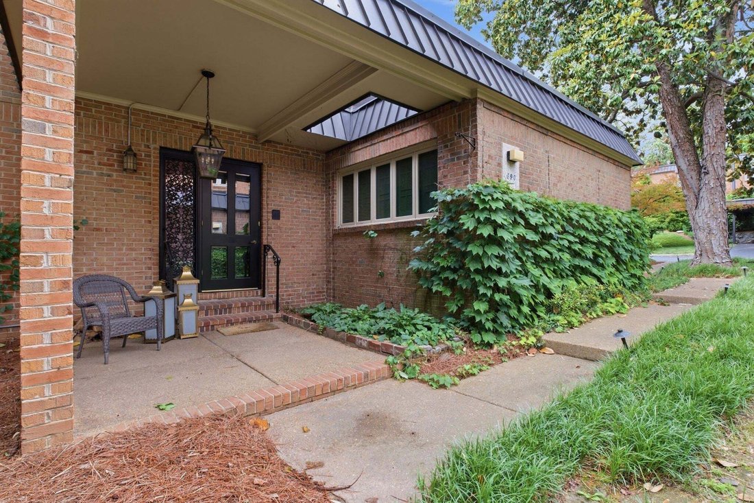Townhouse in Forest Hills, Tennessee, United States 2 - 18895684