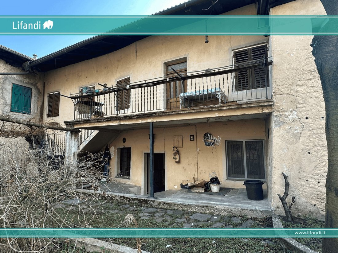 House in Tramin on the Wine Route / Tramin an der Weinstraße, Trentino – Alto Adige/Südtirol, Italy 1 - 15246186