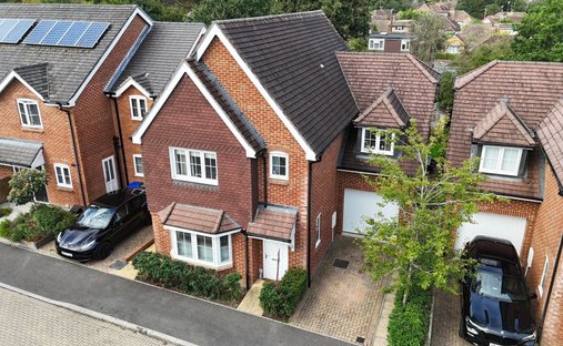 House in Okehurst, Billingshurst, England 1