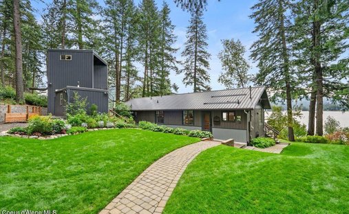 House in Spirit Lake, Idaho, United States 1