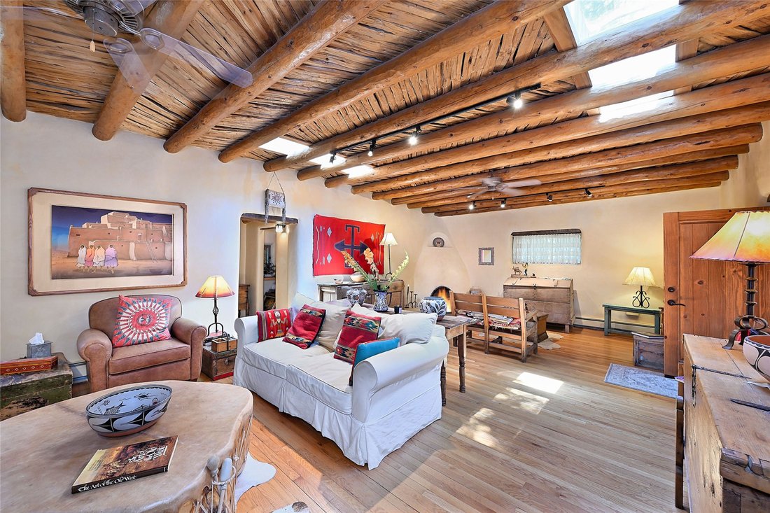 Condo in Santa Fe, New Mexico, United States 1 - 18902447