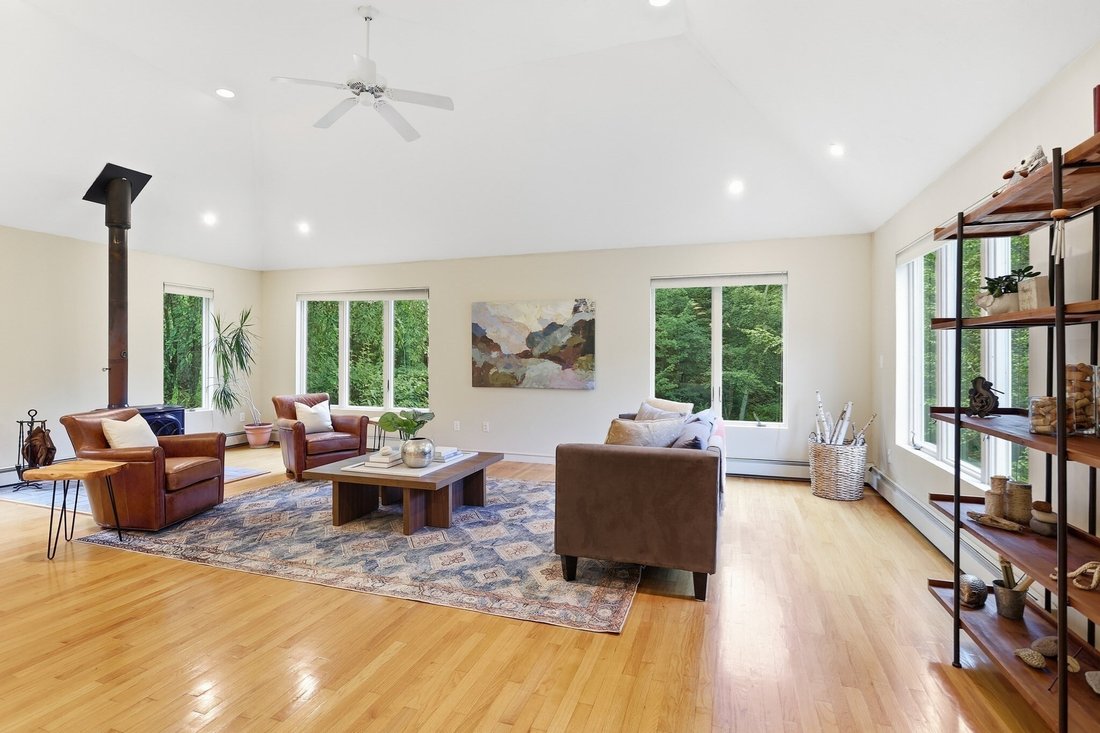 House in Bolton, Massachusetts, United States 5 - 18900116