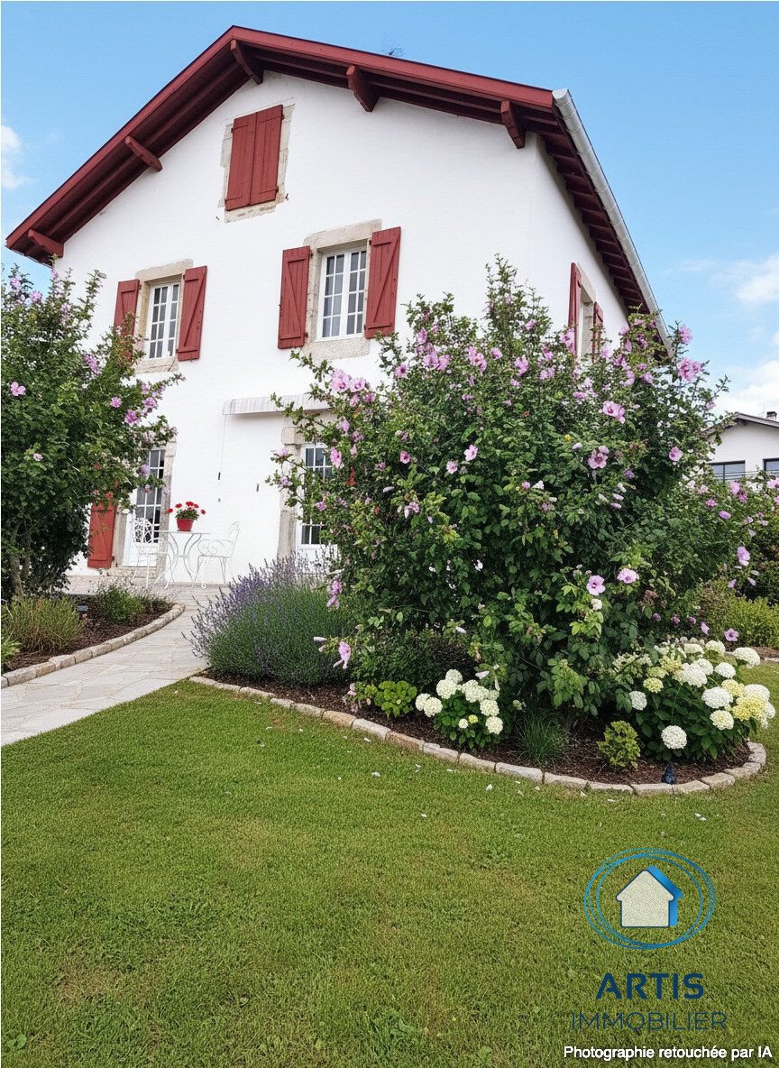 House in Mendi-Choko-Karrikatxar-Olhette, Urrugne, France 2 - 18902582