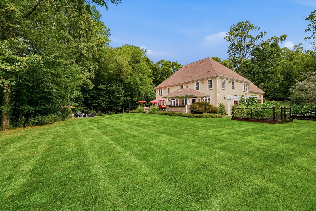House in Clinton, Connecticut, United States 2 - 18895370