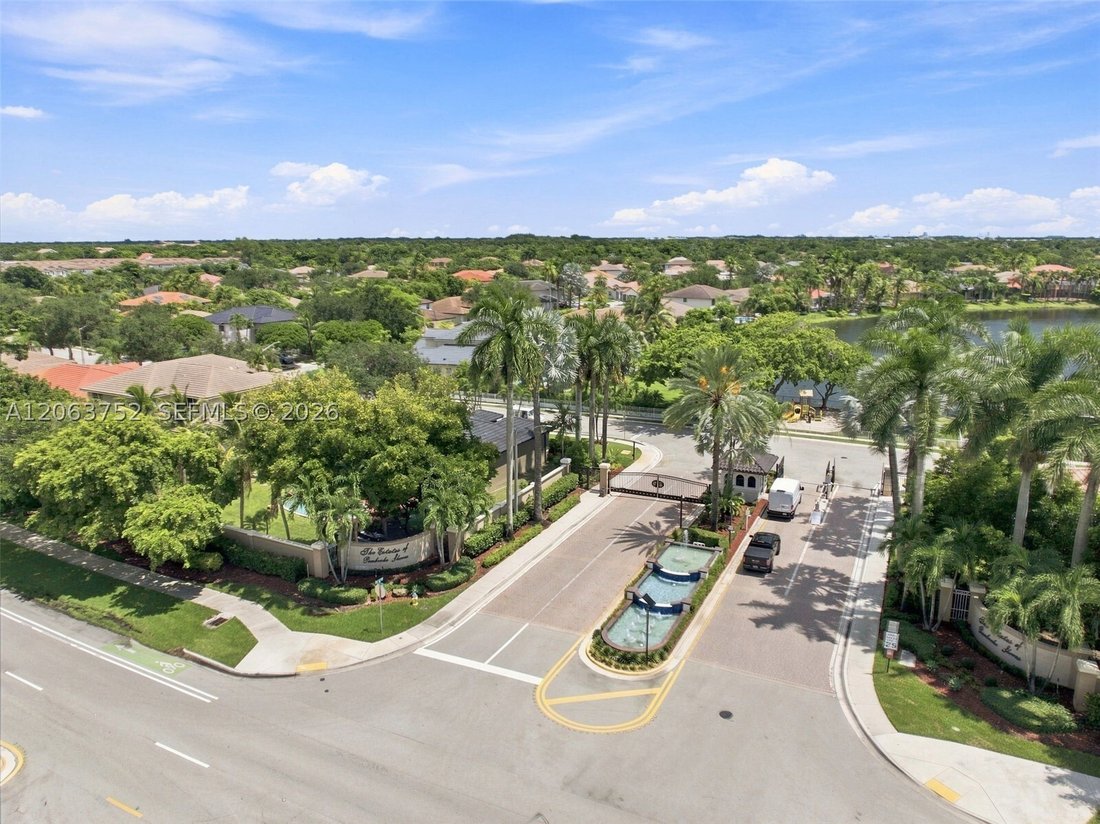 House in Miramar, Florida, United States 4 - 18900007