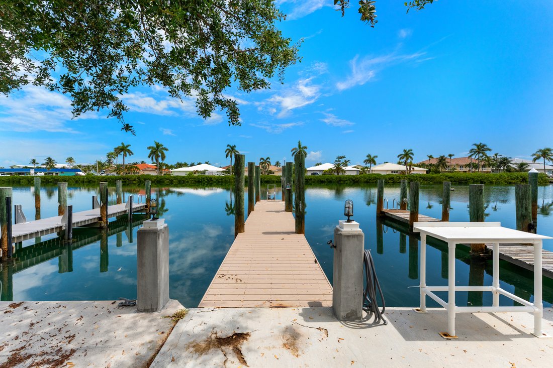 Casa en Key Colony Beach, Florida, Estados Unidos 4 - 18897872
