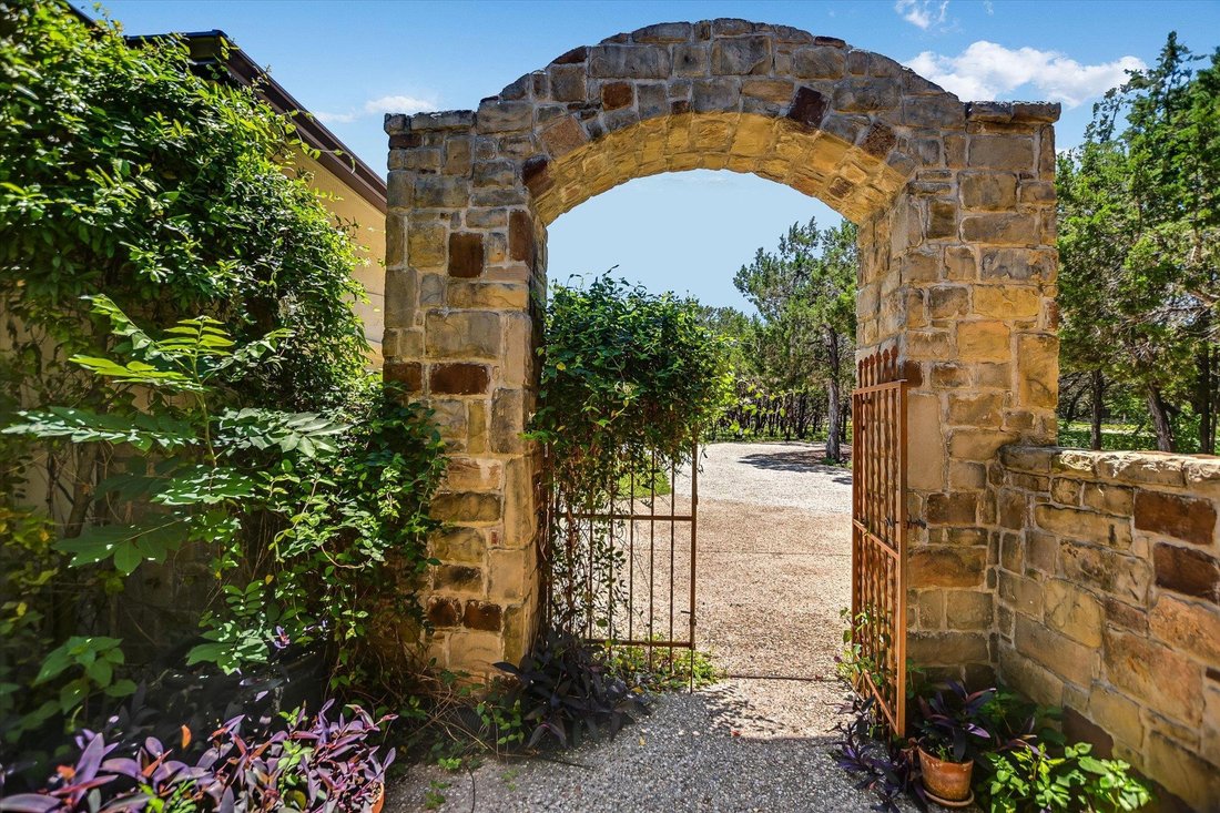 House in Wimberley, Texas, United States 1 - 18899334