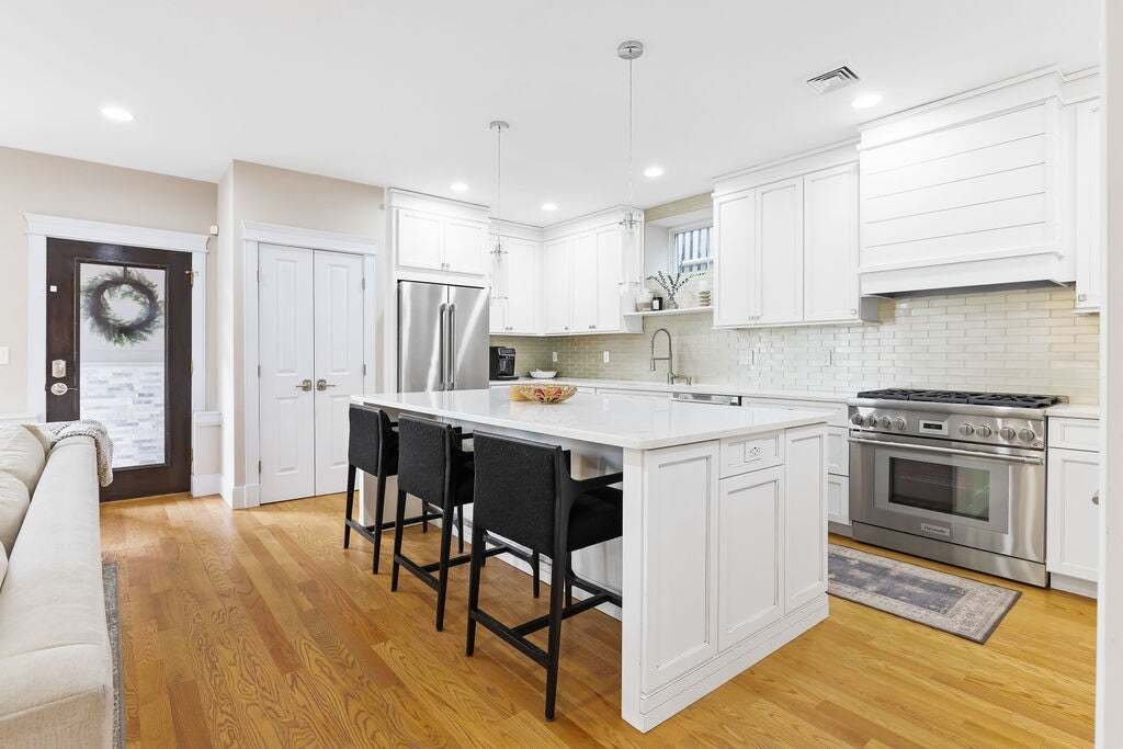 Condo in Somerville, Massachusetts, United States 1 - 18900447
