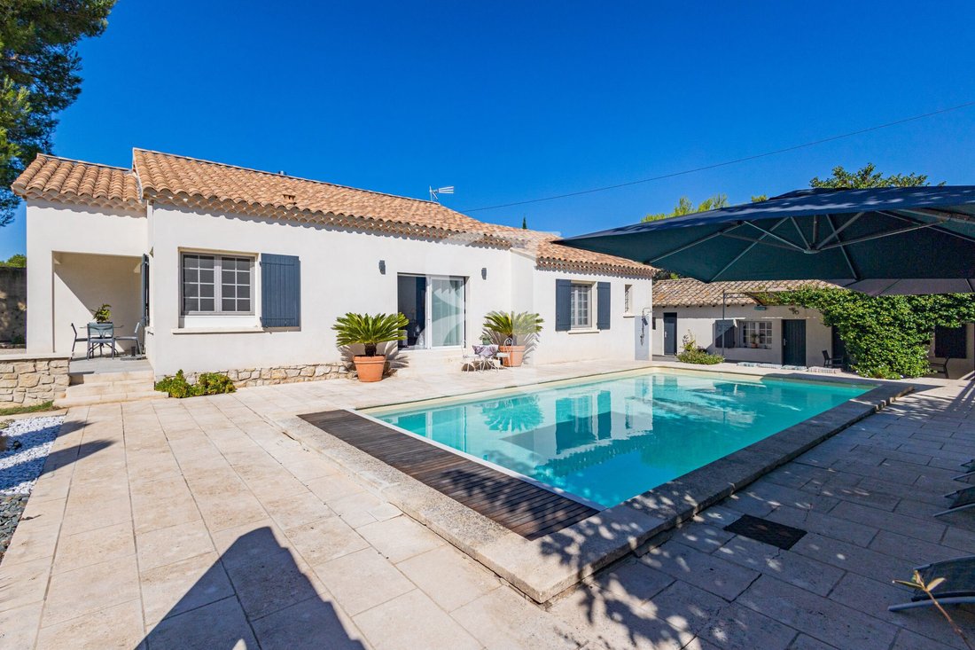 Villa in Saint-Rémy-de-Provence, Provence-Alpes-Côte d'Azur, France 5 - 18902483