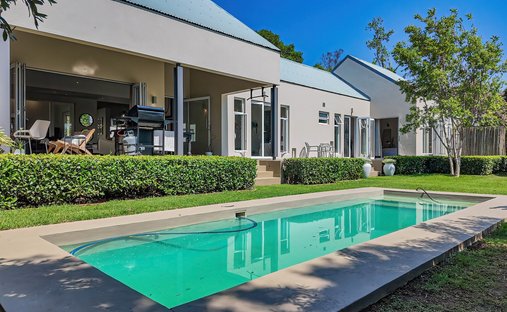 Country House in Waterkloof, Gauteng, South Africa 1