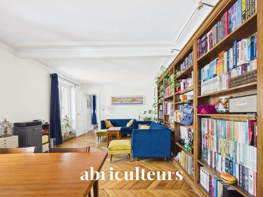Apartment in Montmartre, Paris 18e Arrondissement, Paris 1 - 18901084