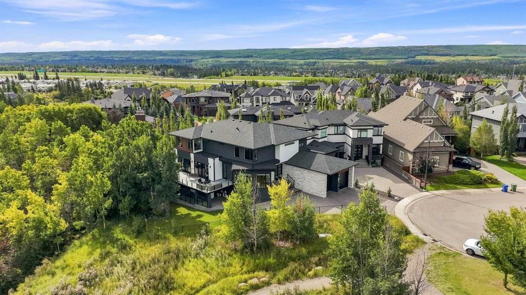 House in Calgary, Alberta, Canada 1 - 18902149