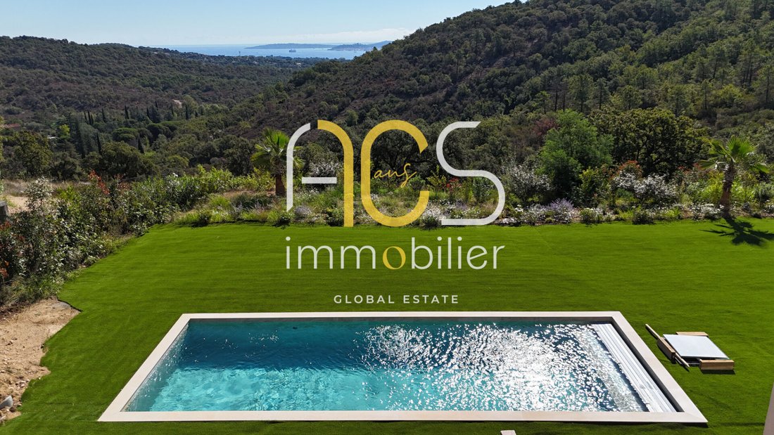 Villa in Grimaud, Provence-Alpes-Côte d'Azur, France 2 - 18901532
