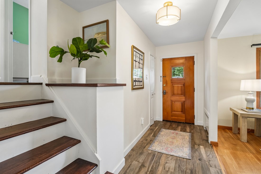 House in Bloomfield, New Jersey, United States 2 - 18898095