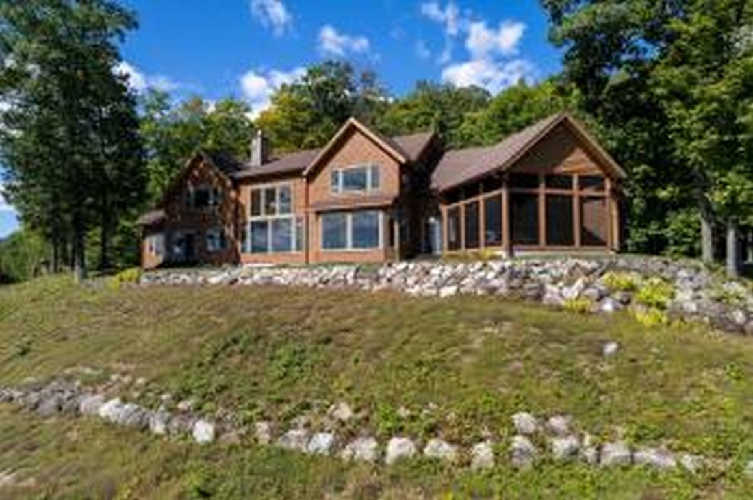 House in Elizabethtown, New York, United States 1 - 18898276