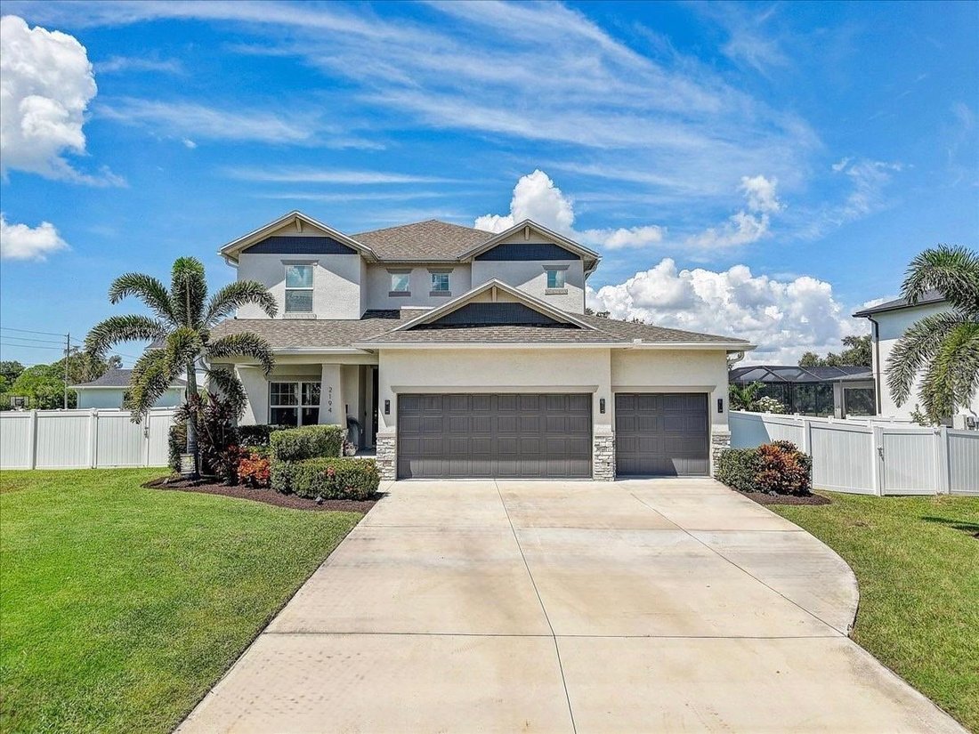 House in St. Petersburg, Florida, United States 1 - 18896118