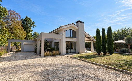 Villa in Fleac, Nouvelle-Aquitaine, France 1