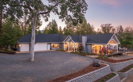 House in Applegate, Oregon, United States 1