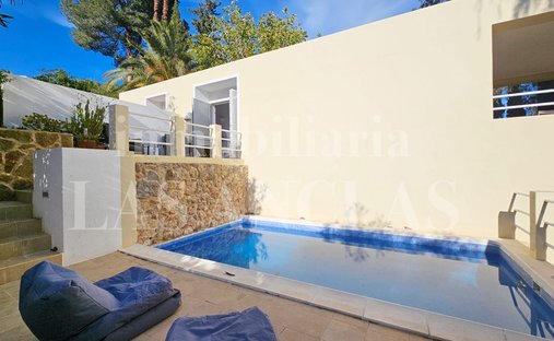 Villa in Jesus, Santa Eularia des Riu, Balearic Islands 1