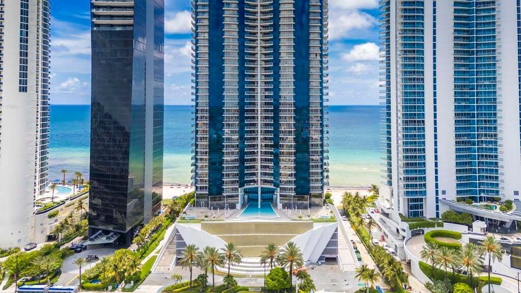 Condominio a Golden Beach, Florida, Stati Uniti 1 - 18896473