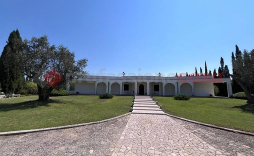 Villa in San Cassiano, Apulien, Italien 1