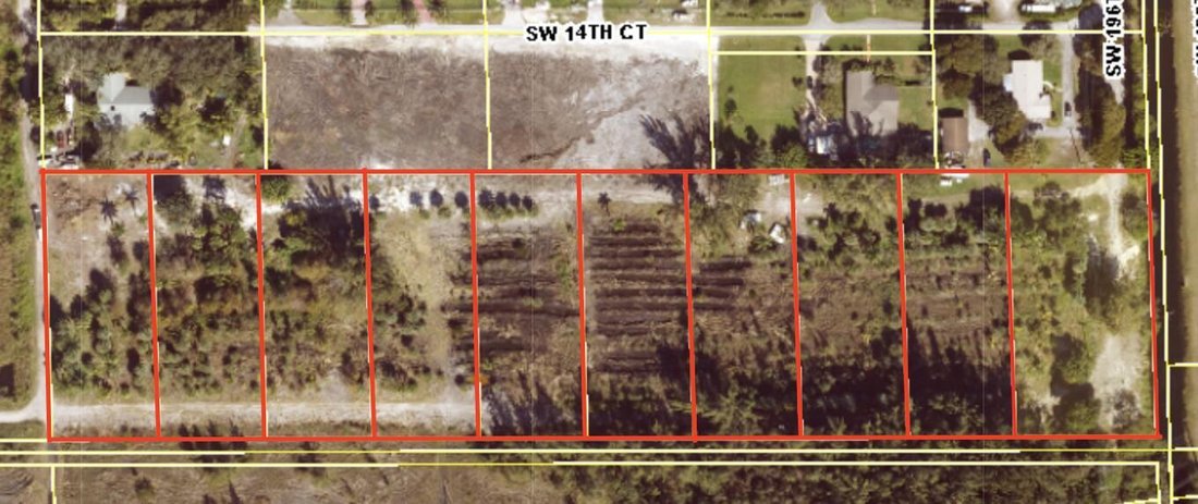 Farm Ranch in Miramar, Florida, United States 1 - 18896370