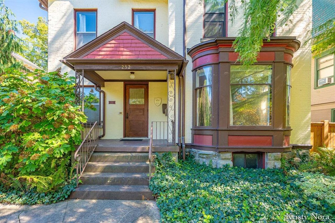 Andere in Grand Rapids, Michigan, Vereinigte Staaten 4 - 18896743