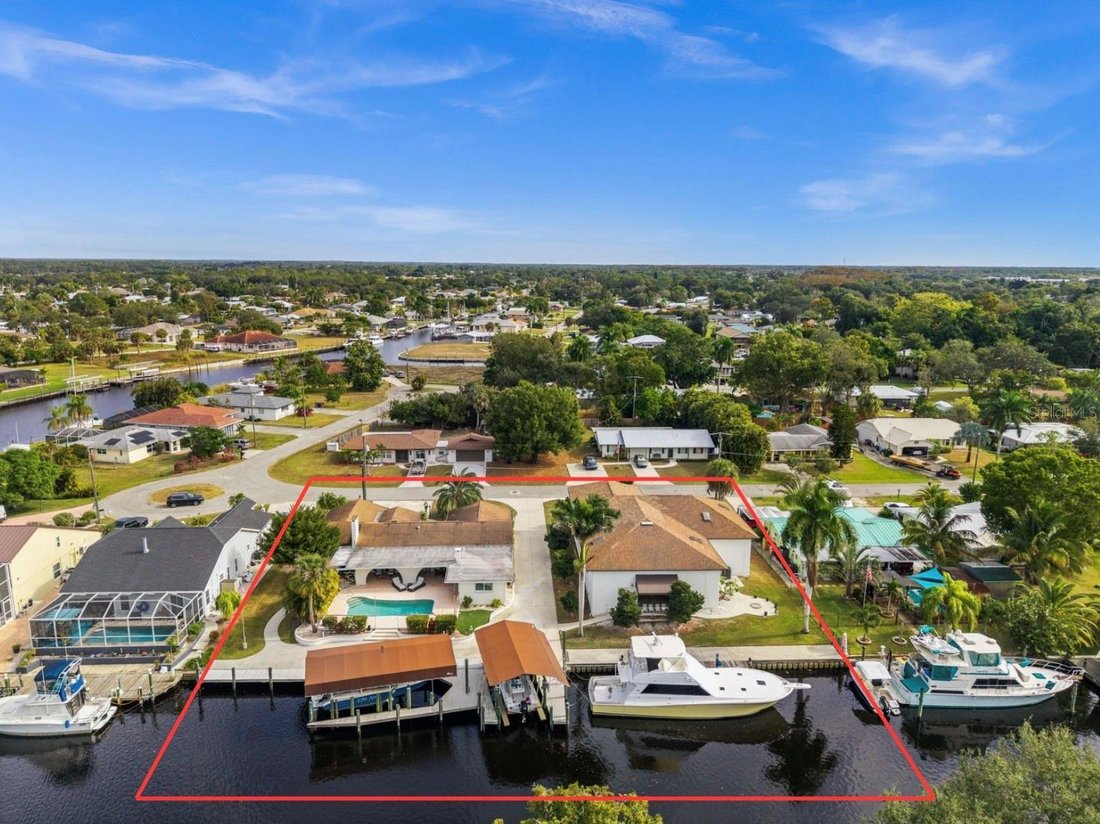 House in Fort Myers, Florida, United States 1 - 17179667
