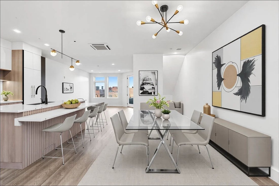 Condo in Boston, Massachusetts, United States 1 - 18457824