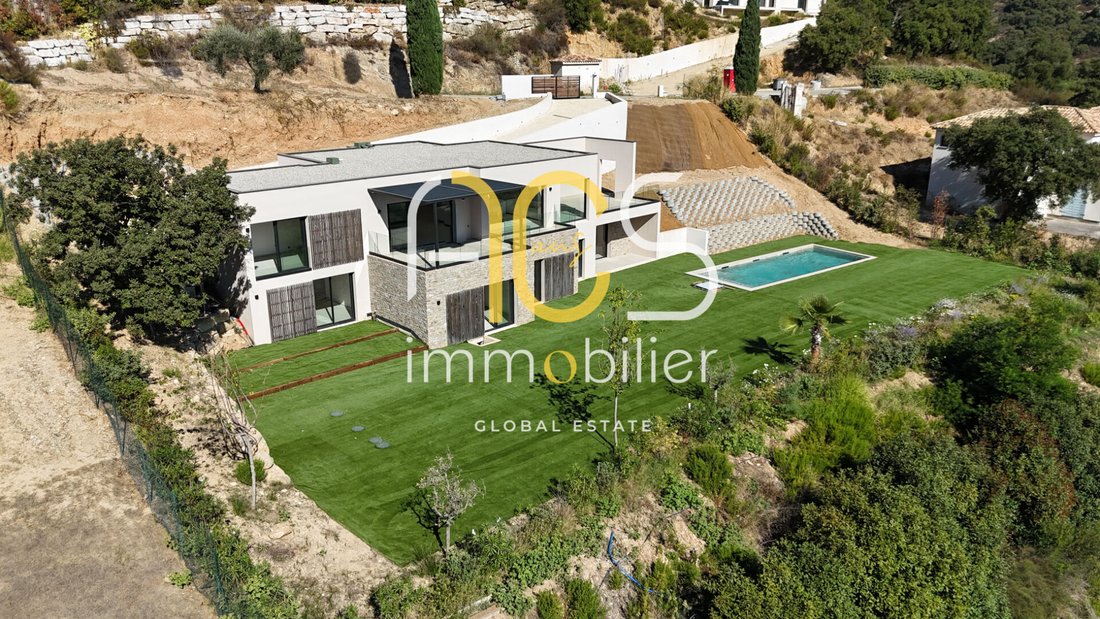 Villa in Grimaud, Provence-Alpes-Côte d'Azur, France 4 - 18901532