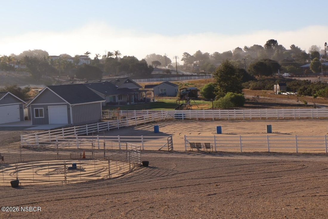 Casa en Arroyo Grande, California, Estados Unidos 1 - 18673077