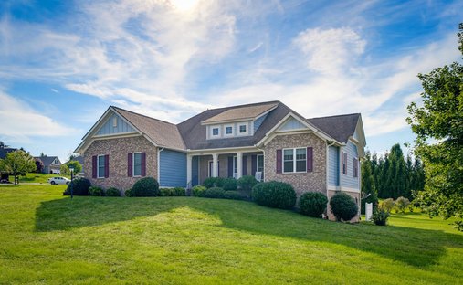 House in Fishersville, Virginia, United States 1