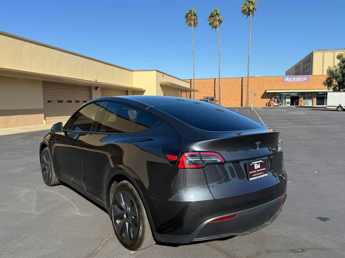 Suv in Sacramento, CA, United States 5 - 18896996