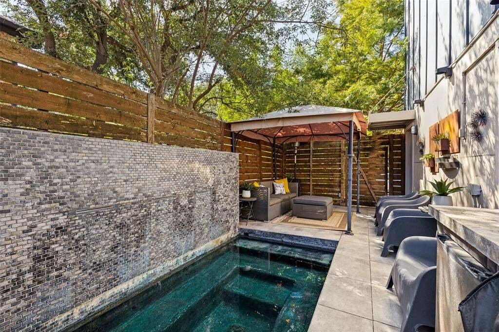 Townhouse in Dallas, Texas, United States 3 - 18900529