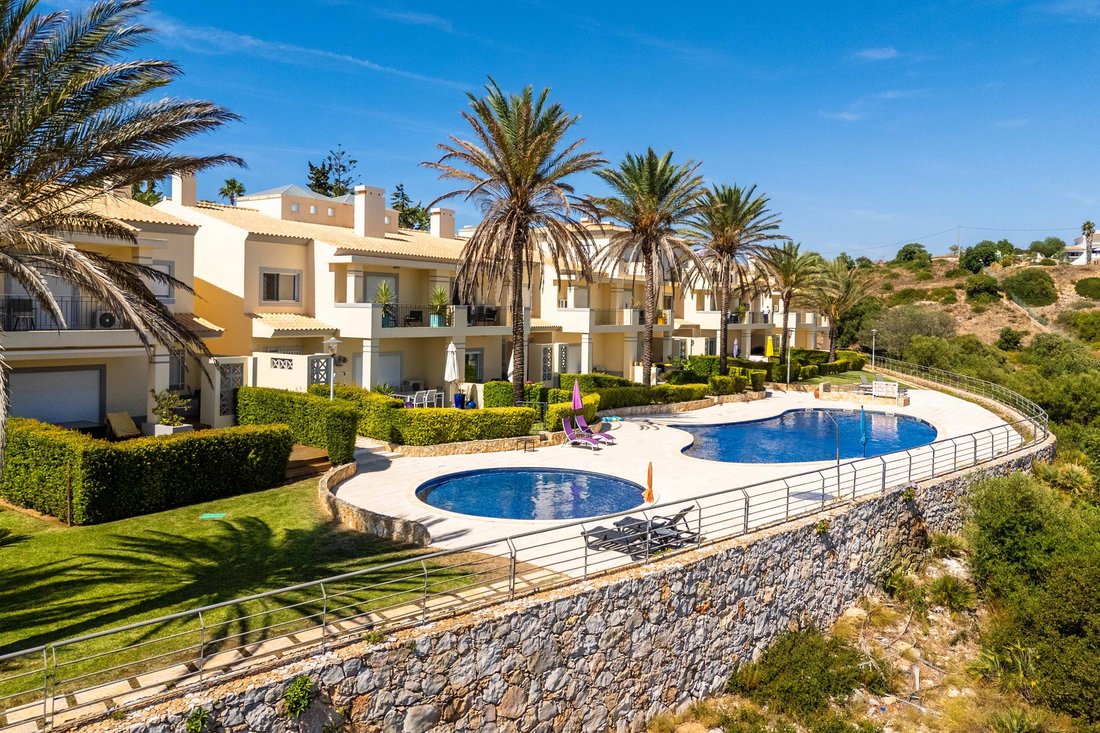 Maison de ville à Olhos de Agua, Algarve, Portugal 2 - 17702588