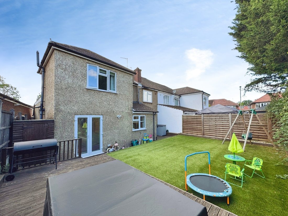 Casa a Edgware, Barnet, Inghilterra 1 - 18899139