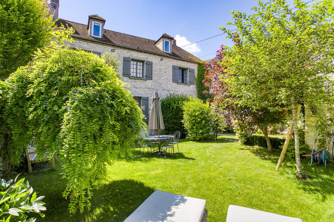 Maison à Thoiry, Île-de-France, France 2 - 18900268