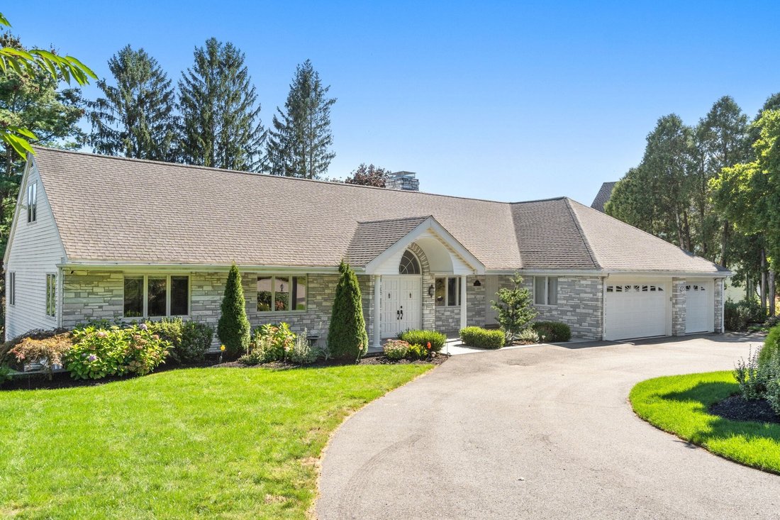 House in Belmont, Massachusetts, United States 1 - 18897907
