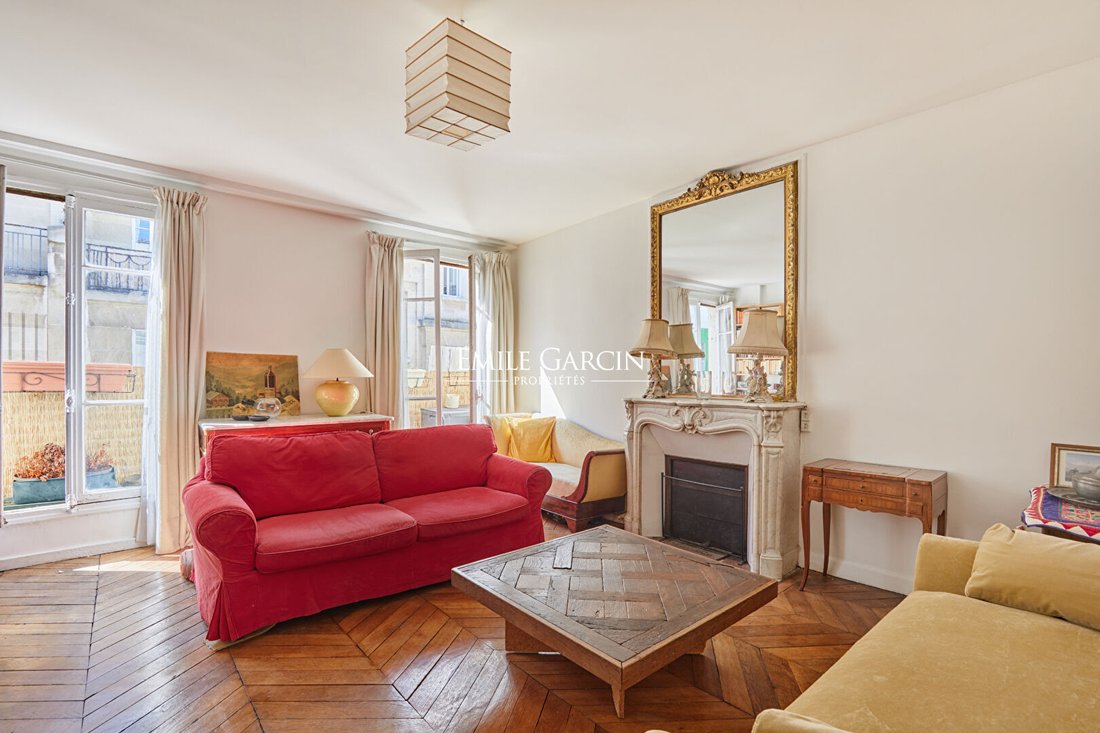 Apartment in Lorette-Martyrs, Paris 9e Arrondissement, Paris 3 - 18901527