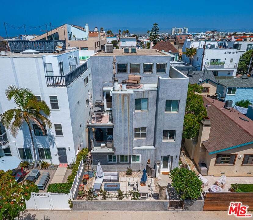 Marina del Rey, California, United States 1 - 18899439